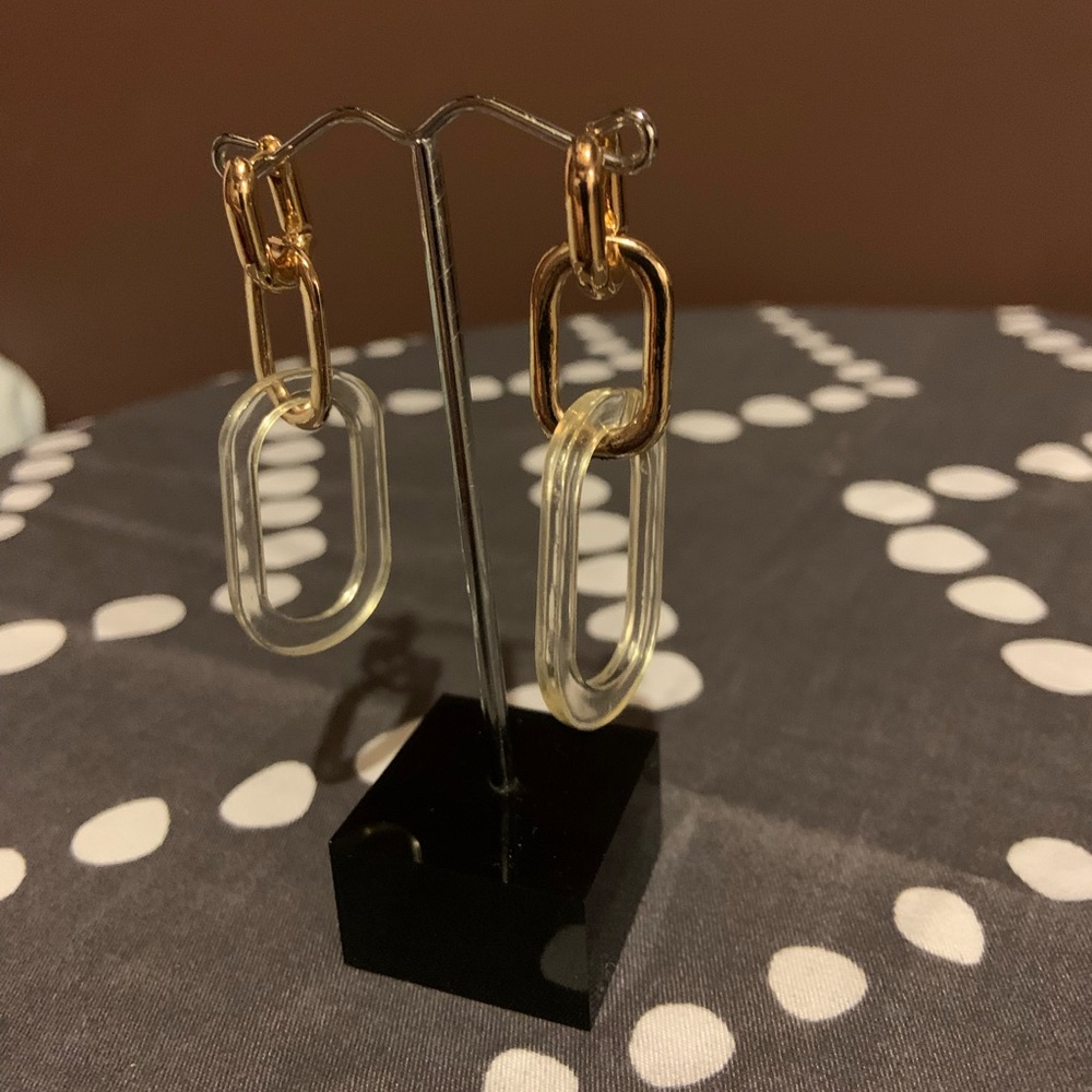Cute, light weight earrings you can dress up or down, costume, NWOT